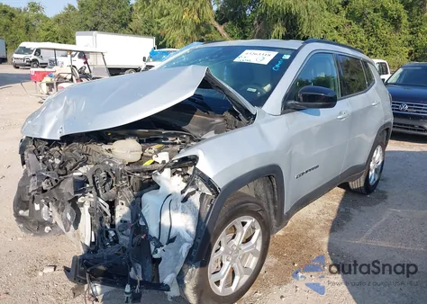 2024 Jeep Compass Latitude from USA, damaged, VIN 3C4NJDBN7RT109476